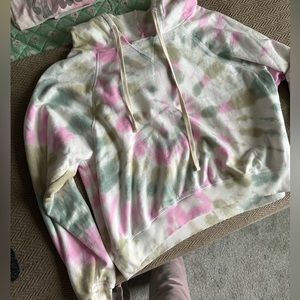 Cropped Billabong tyedye sweatshirt
